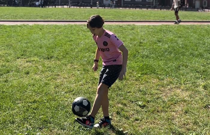 ChainZd Me juggling intill I reach 40 jugles